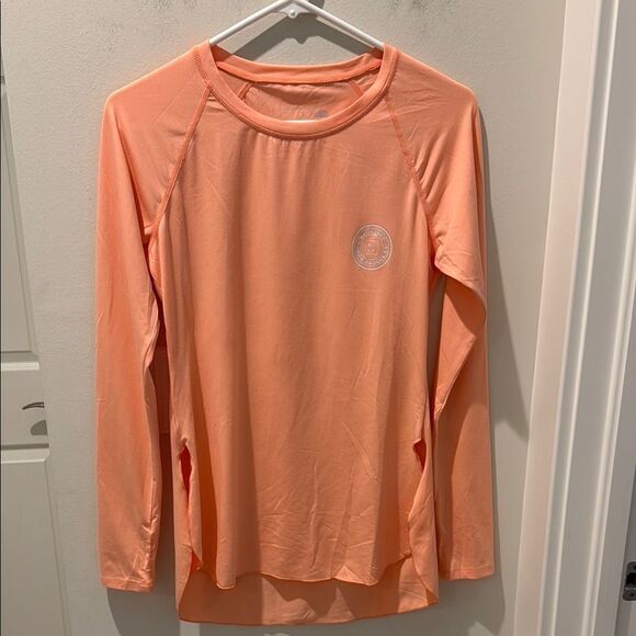 Blueline Surf& Paddle Co Peach Long Sleeve Women's Top size small - Picture 2 of 10